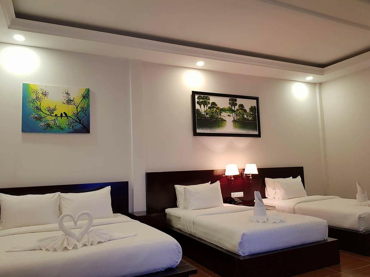 Apple Hotel Two - Near Phnom Penh Airport Exterior foto